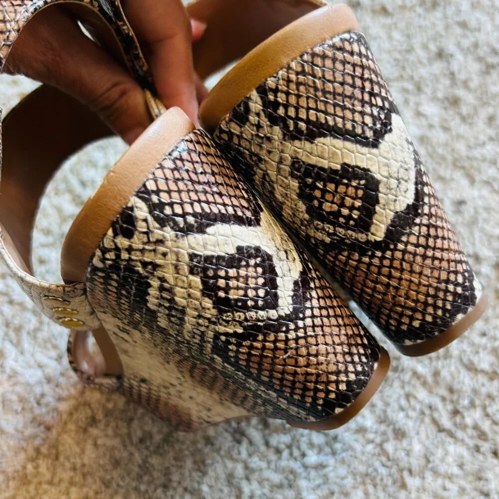 Vince Camuto Ventinda Snake Platform Wedge Sandals SZ 7‎